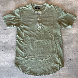 Goodlife Men's Olive Short Sleeve Henley